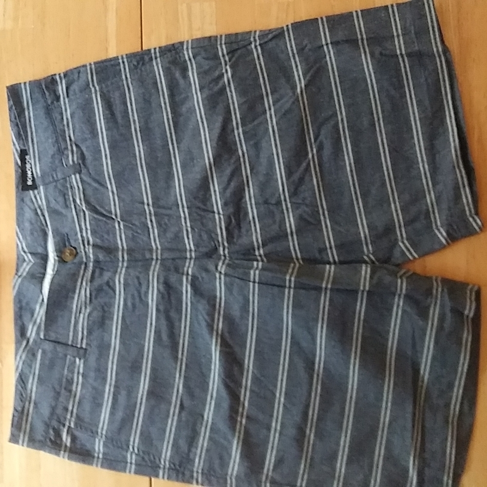 Bonobos athletic shorts, gray, size 32